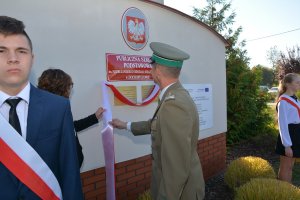 Nadbużański Oddział Straży Granicznej został patronem Publicznej Szkoły Podstawowej w Dołhobyczowie.