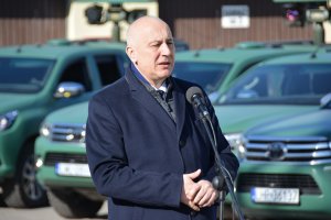 Szef MSWiA przekazał Straży Granicznej nowe pojazdy