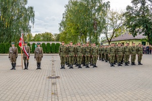 Uroczystość ślubowania nowych funkcjonariuszy SG na terenie komendy Nadbużańskiego Oddziału Straży Granicznej w Chełmie