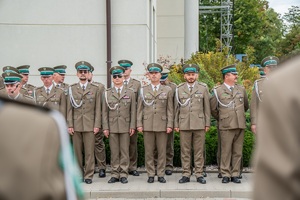 Uroczystość ślubowania nowych funkcjonariuszy SG na terenie komendy Nadbużańskiego Oddziału Straży Granicznej w Chełmie