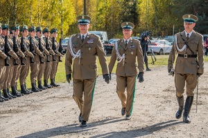 Uczestnicy uroczystych obchodów 85. rocznicy bitwy pod Wytycznem