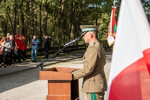 Uczestnicy uroczystych obchodów 85. rocznicy bitwy pod Wytycznem