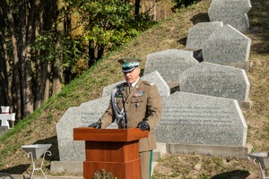 Uczestnicy uroczystych obchodów 85. rocznicy bitwy pod Wytycznem