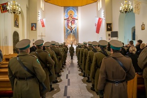 Uczestnicy uroczystości nadania imienia  Placówce SG &quot;Brygady KOP Polesie&quot; na terenie Placówki NOSG w Terespolu.