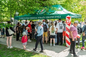 Stoisko promocyjne NOSG podczas wojewódzkich obchodów 234. rocznicy uchwalenia Konstytucji 3 Maja w Lublinie
