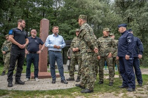 Minister MSWiA z Kadrą Kierowniczą NOSG na Trójstyku Granic we Włodawie