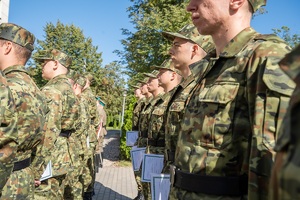 Ślubowanie nowo przyjętych funkcjonariuszy SG