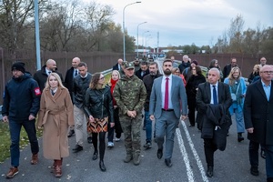 Wizyta posłów do Parlamentu Europejskiego na wschodniej granicy Polski